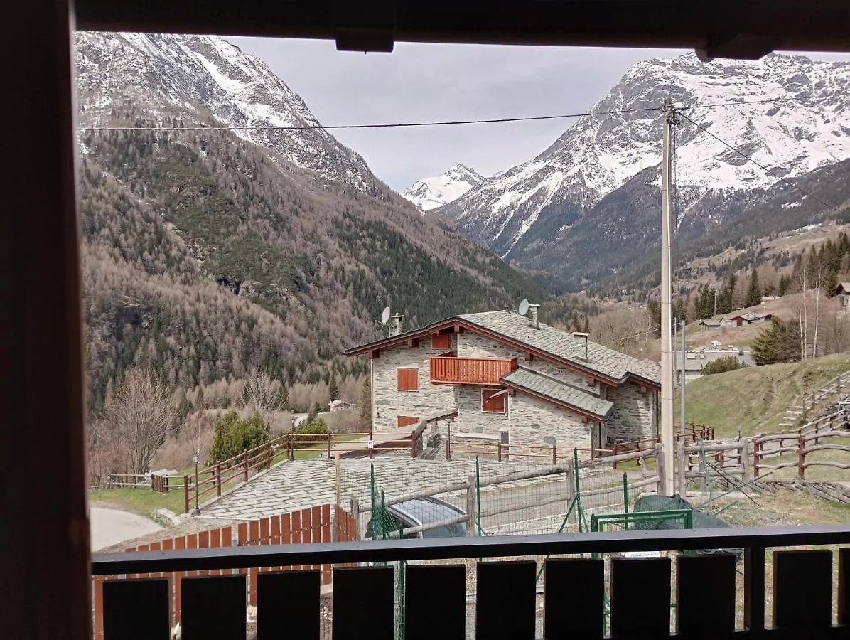 Sasso Nero Hotel Chiesa in Valmalenco